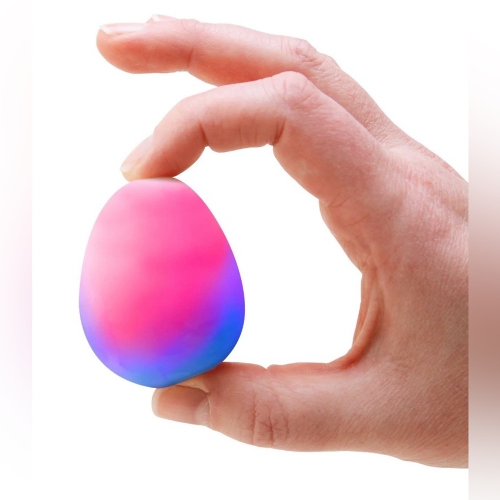 NEEDOH Jelly Hops Scented Yellow Bunny & 2 Dippin’ Dazzler Color Changing Eggs - Picture 7 of 11
